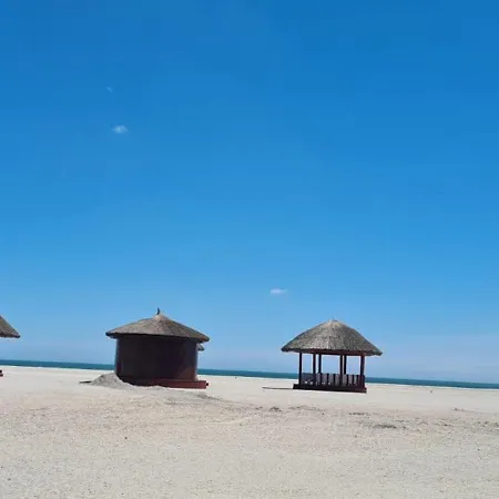 2 Moonlight Vega * Mamaia